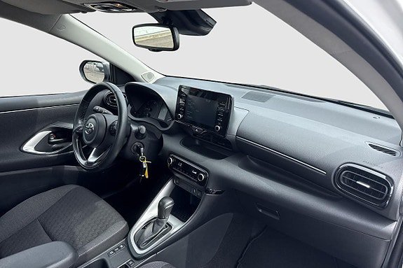 Vehicle Image 7