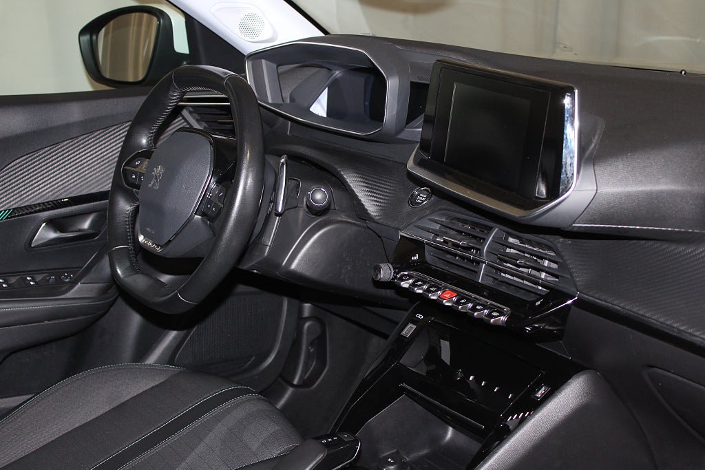 Vehicle Image 23