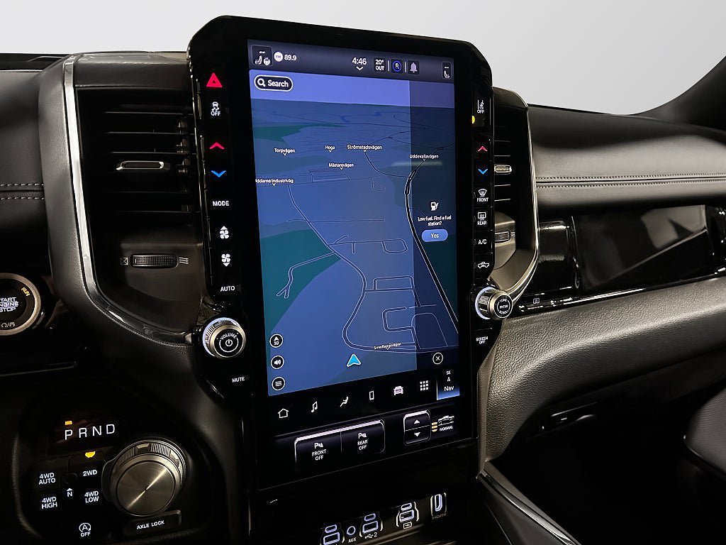 Vehicle Image 11