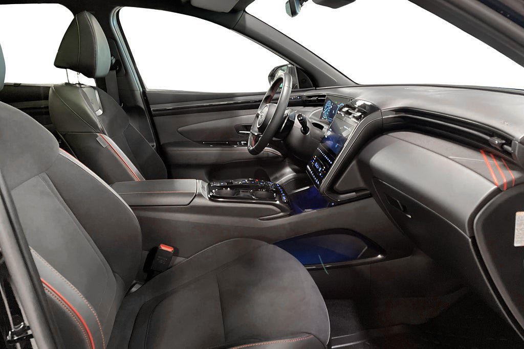 Vehicle Image 14