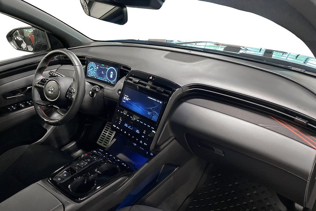 Vehicle Image 15