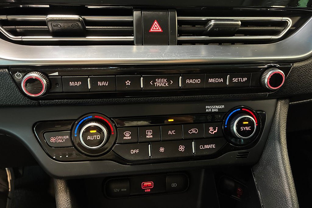 Vehicle Image 23