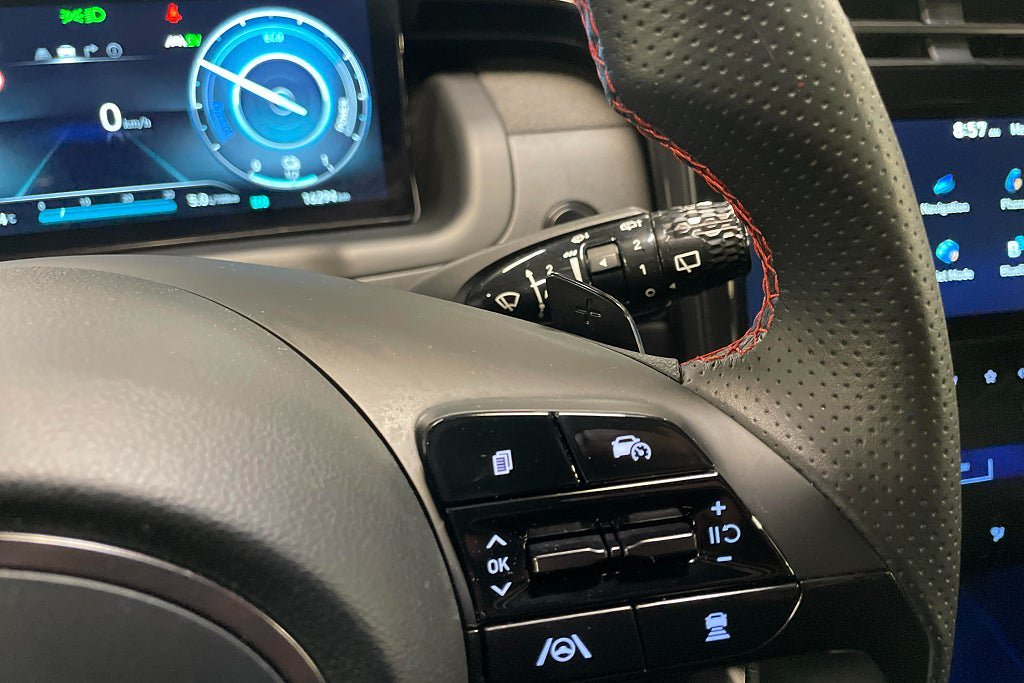 Vehicle Image 23