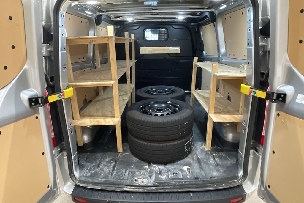 Vehicle Image 13