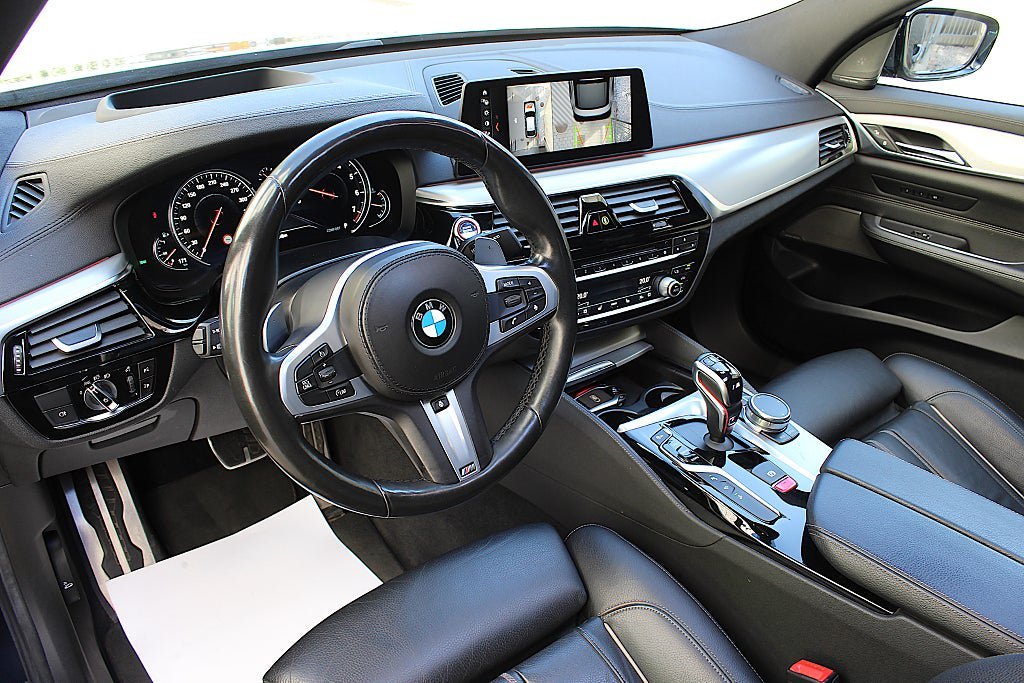 Vehicle Image 36