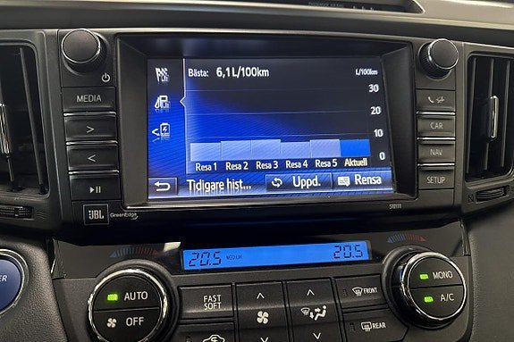 Vehicle Image 17