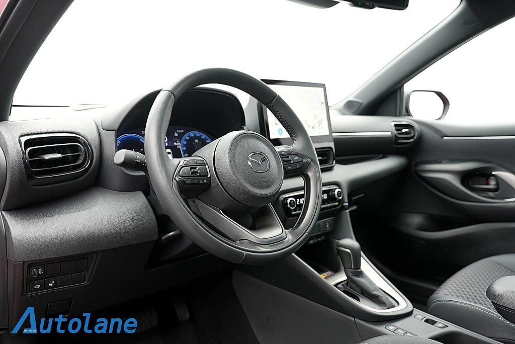 Vehicle Image 12