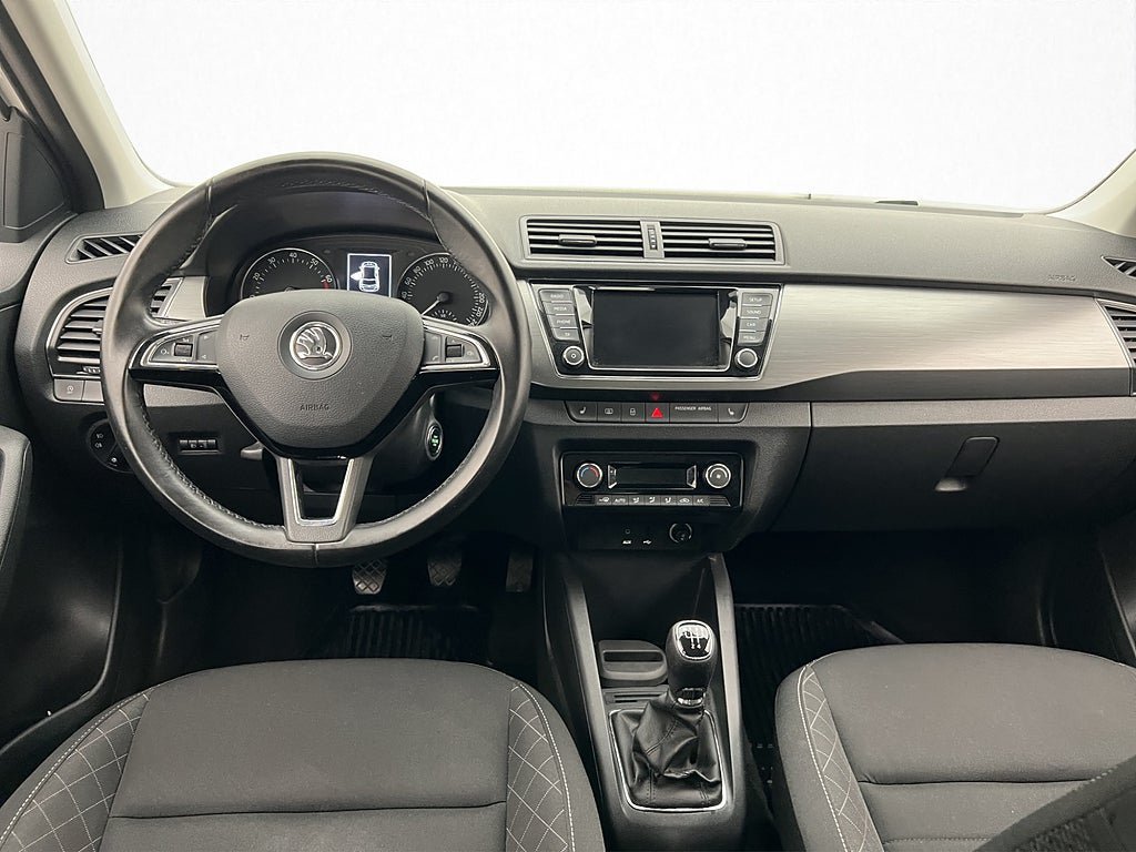 Vehicle Image 14