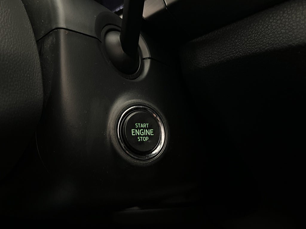 Vehicle Image 24