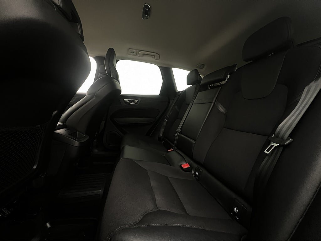 Vehicle Image 27