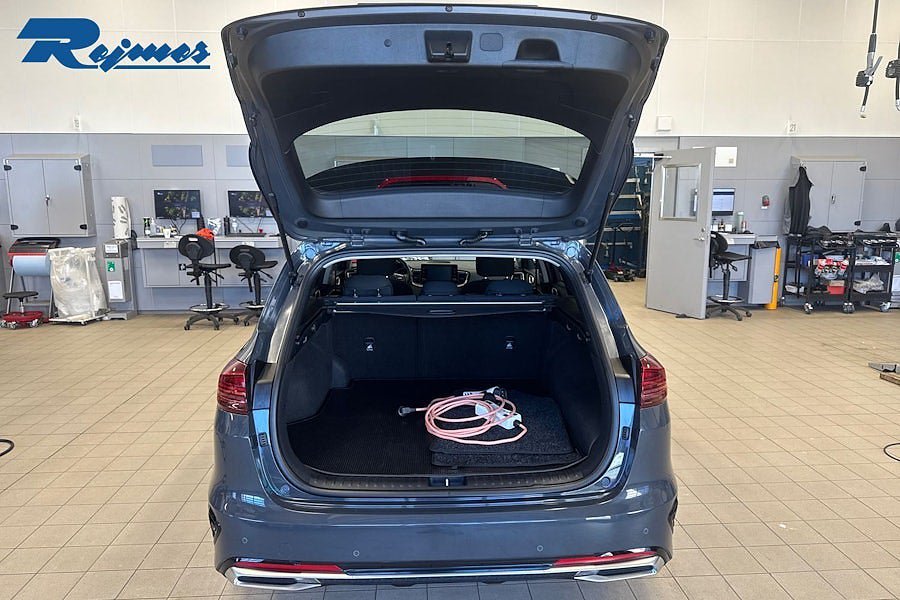 Vehicle Image 15