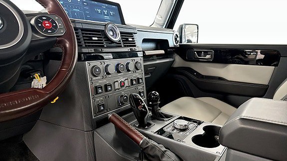 Vehicle Image 13