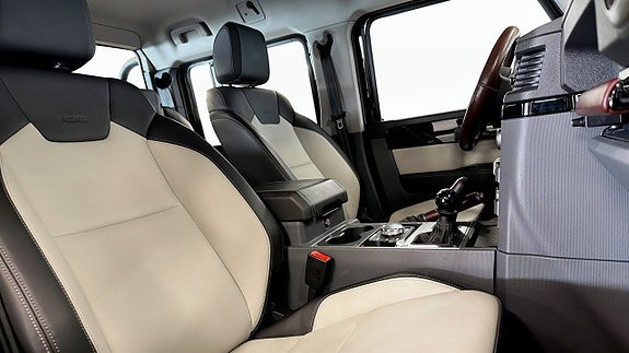 Vehicle Image 16