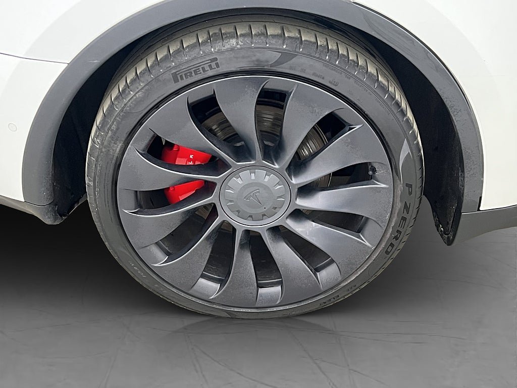 Vehicle Image 32