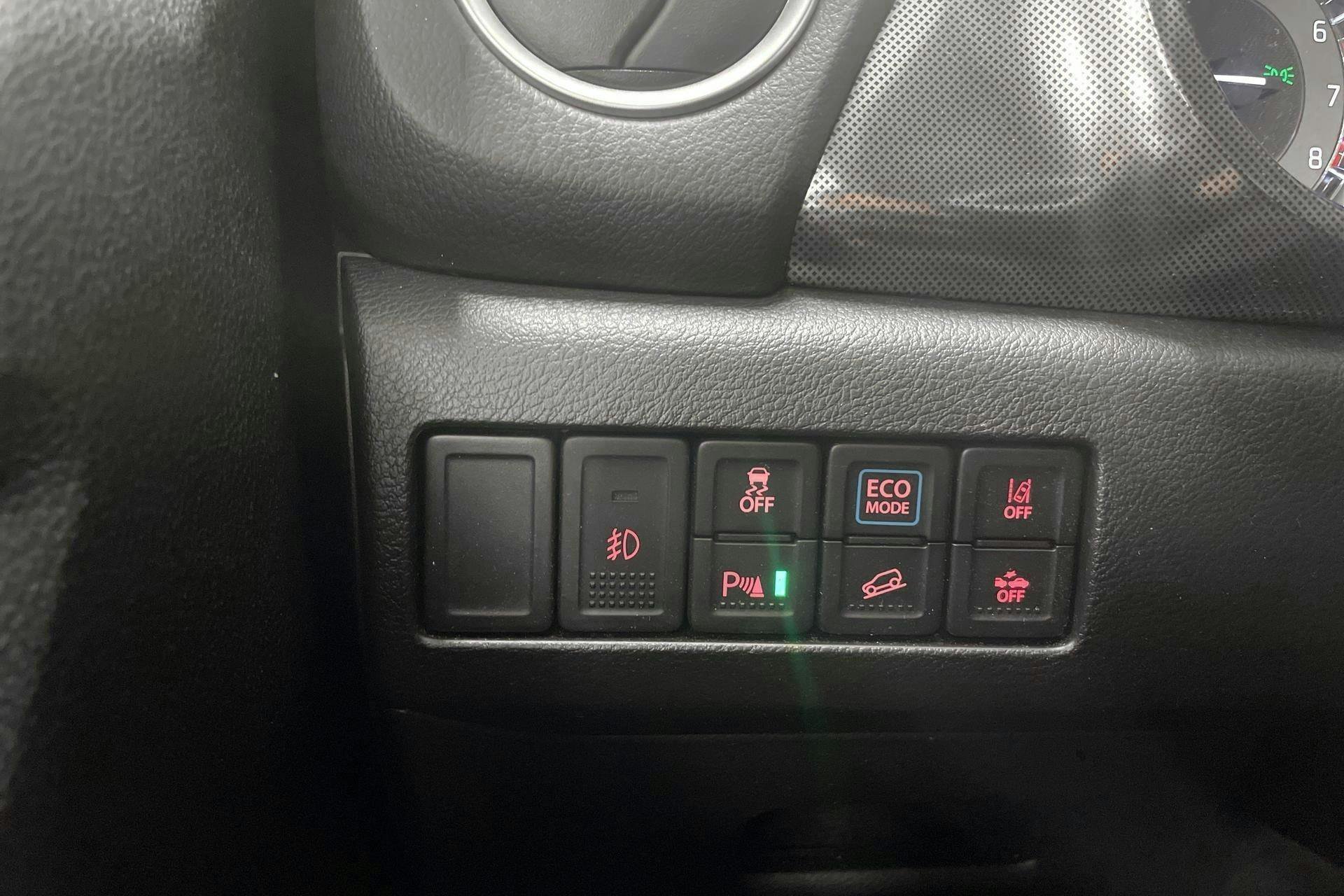 Vehicle Image 15
