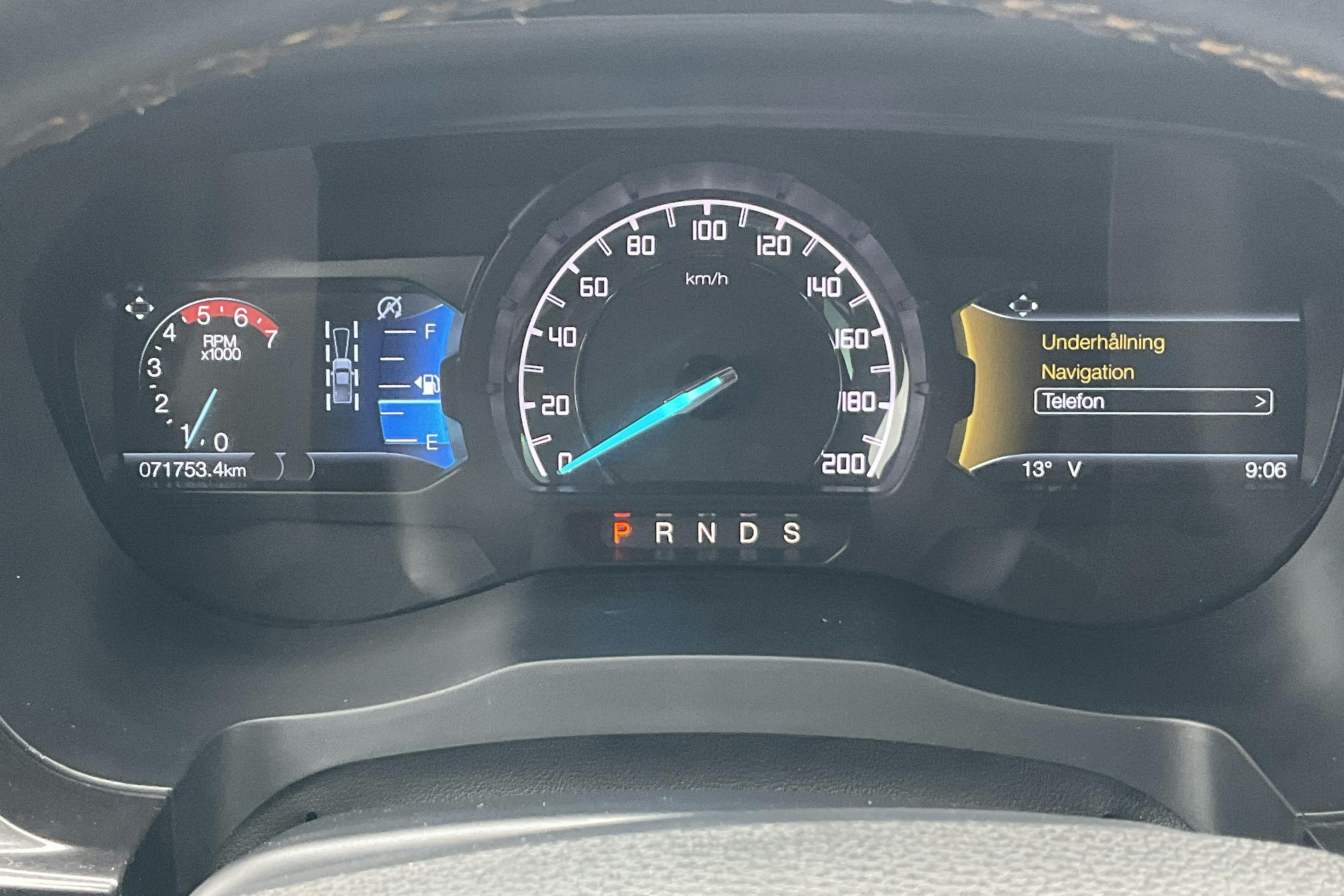 Vehicle Image 10