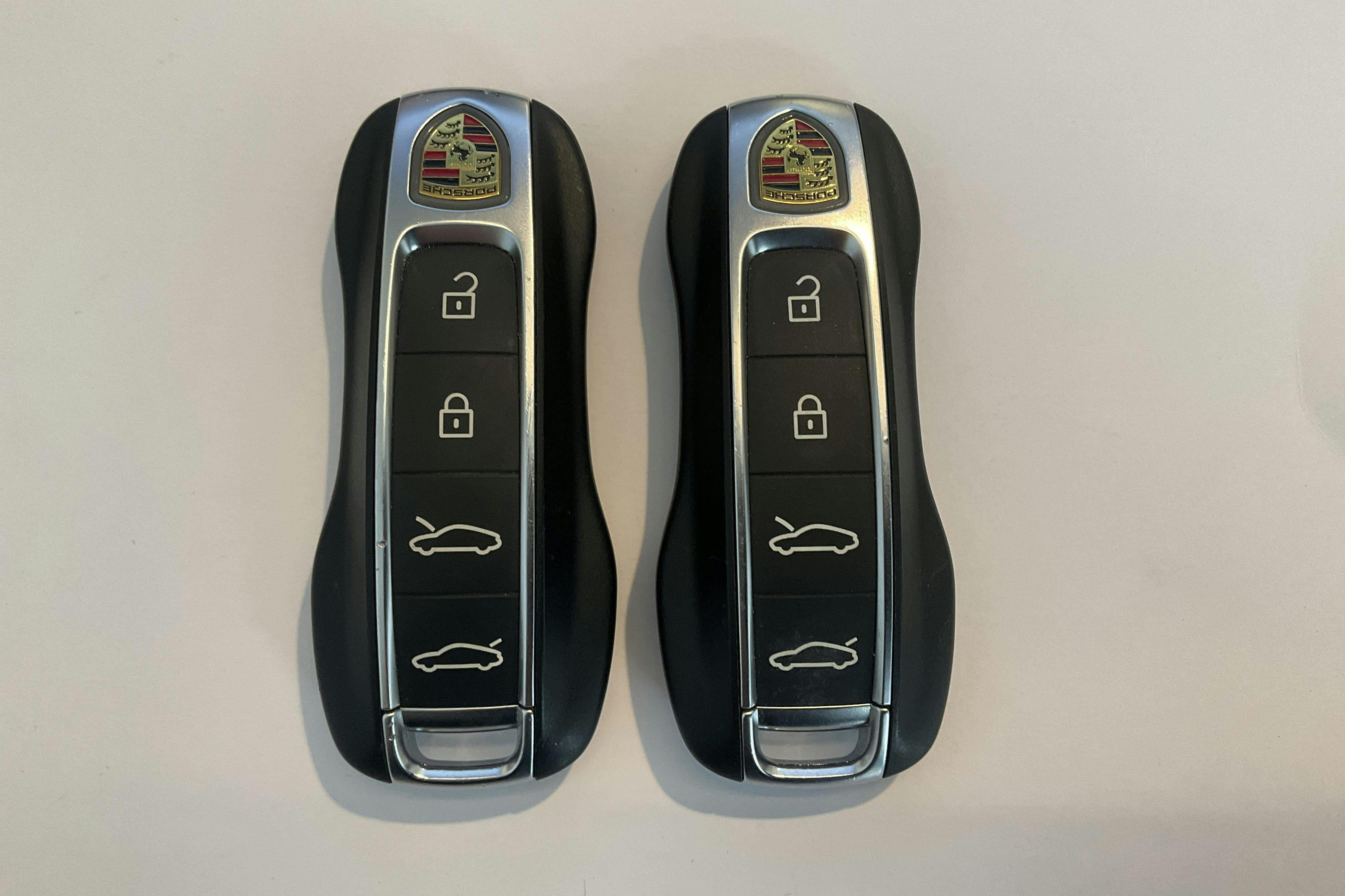Vehicle Image 24