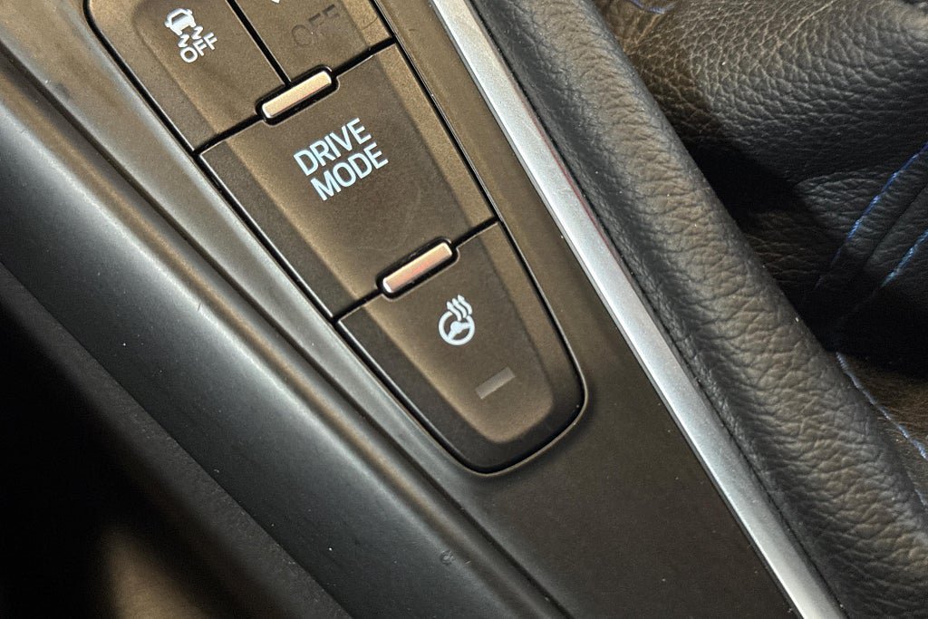 Vehicle Image 22