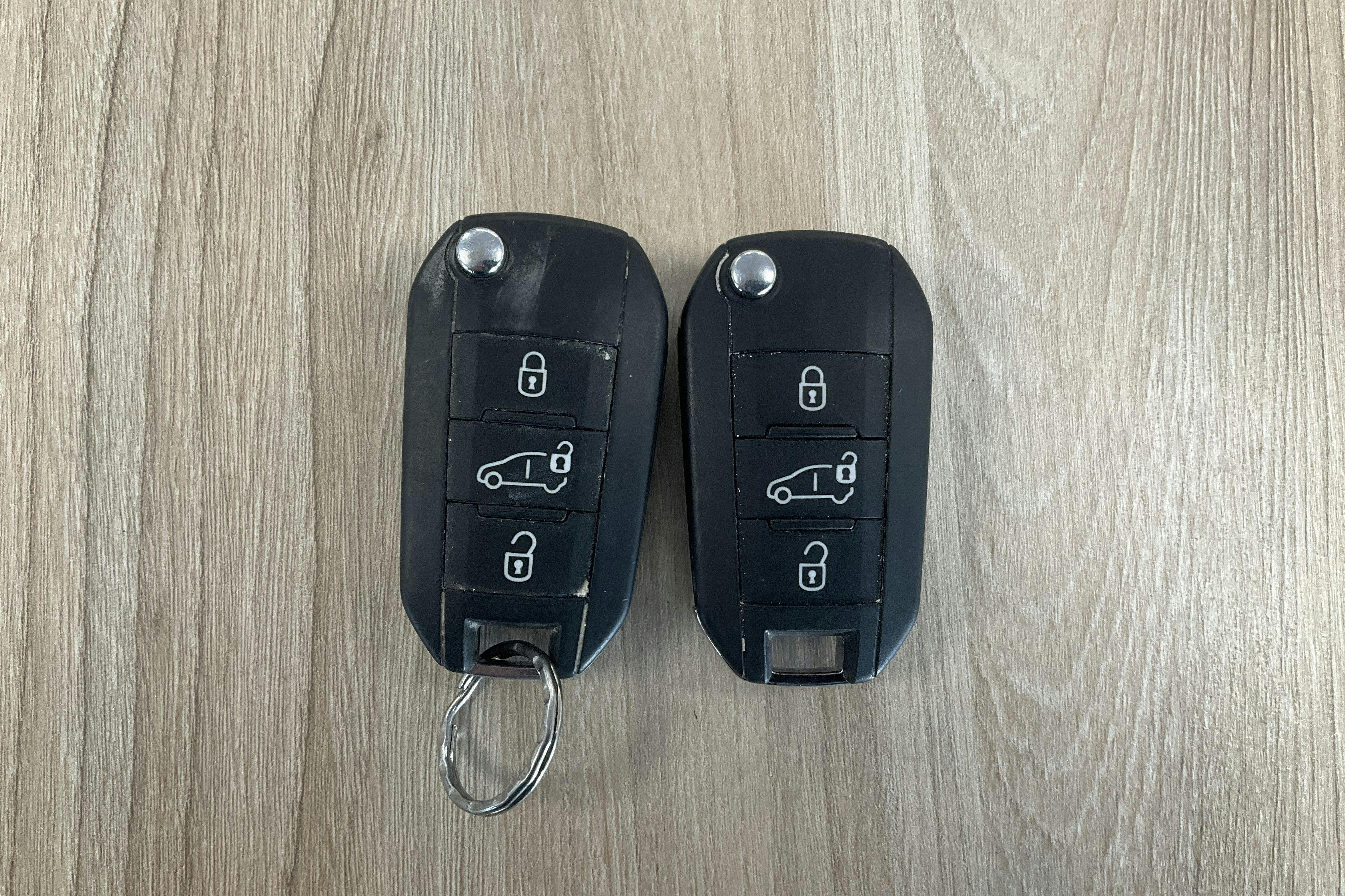 Vehicle Image 30