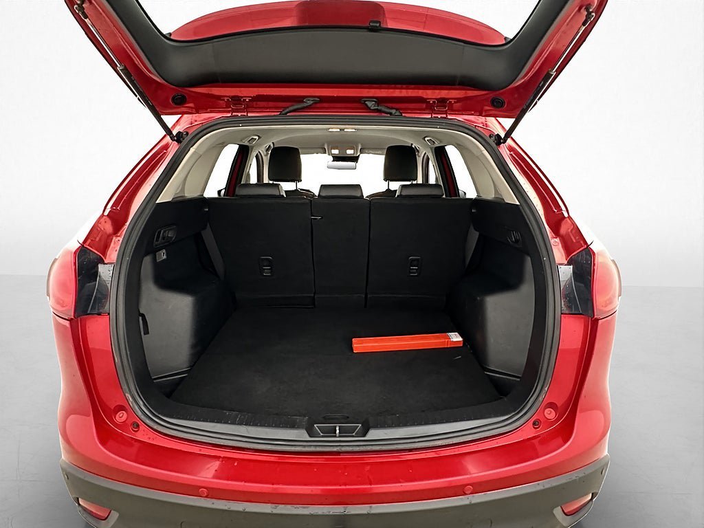 Vehicle Image 9