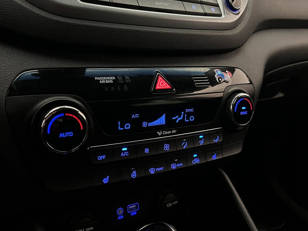 Vehicle Image 22