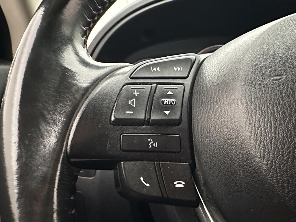 Vehicle Image 15