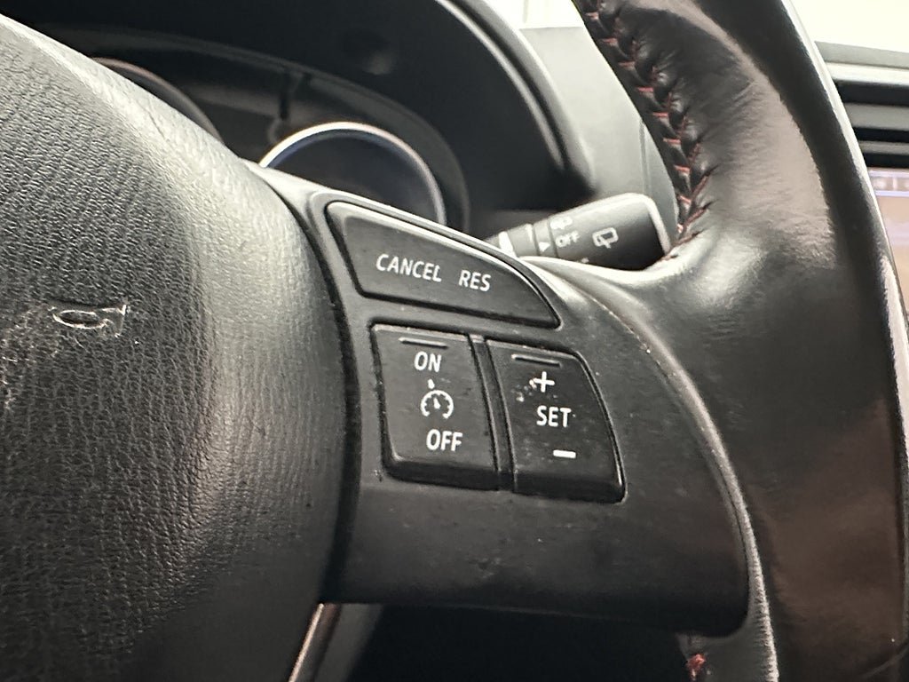 Vehicle Image 17