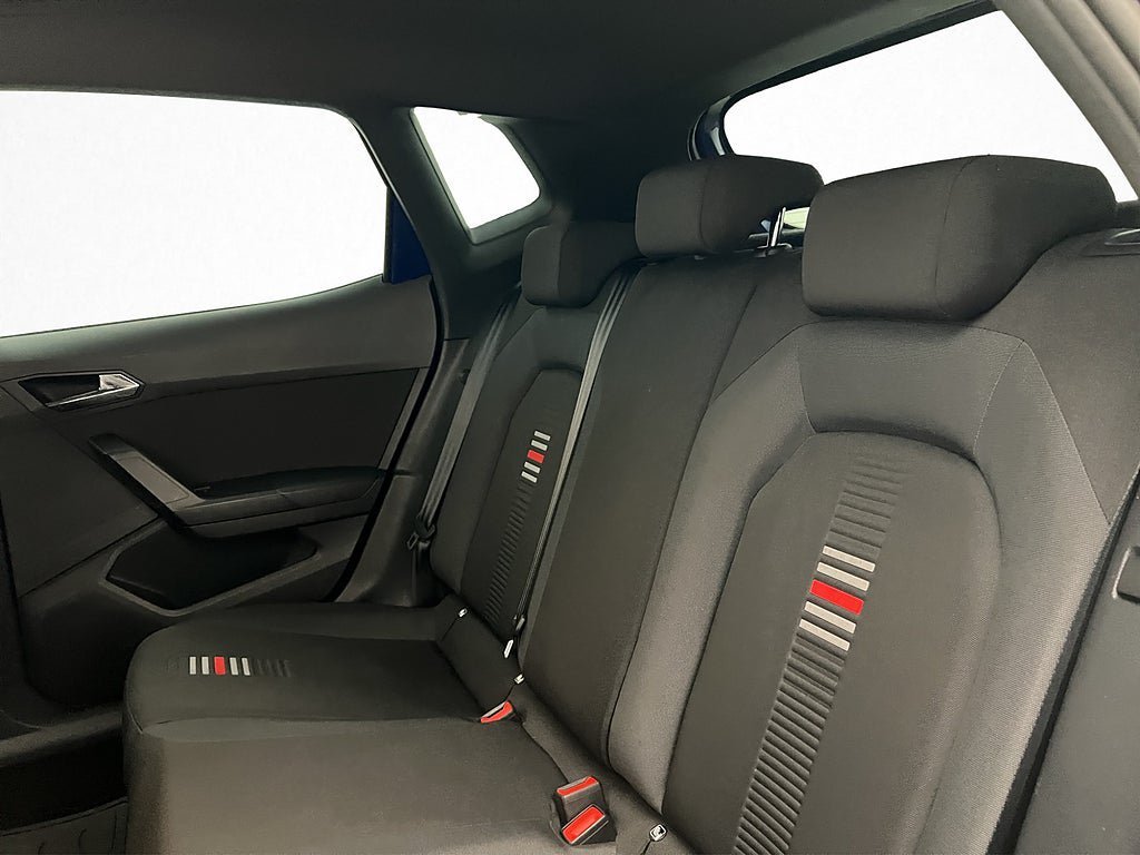 Vehicle Image 27