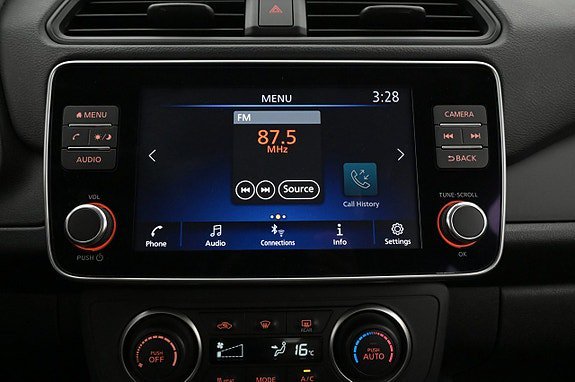 Vehicle Image 16