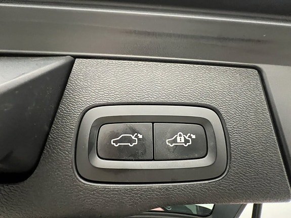 Vehicle Image 29