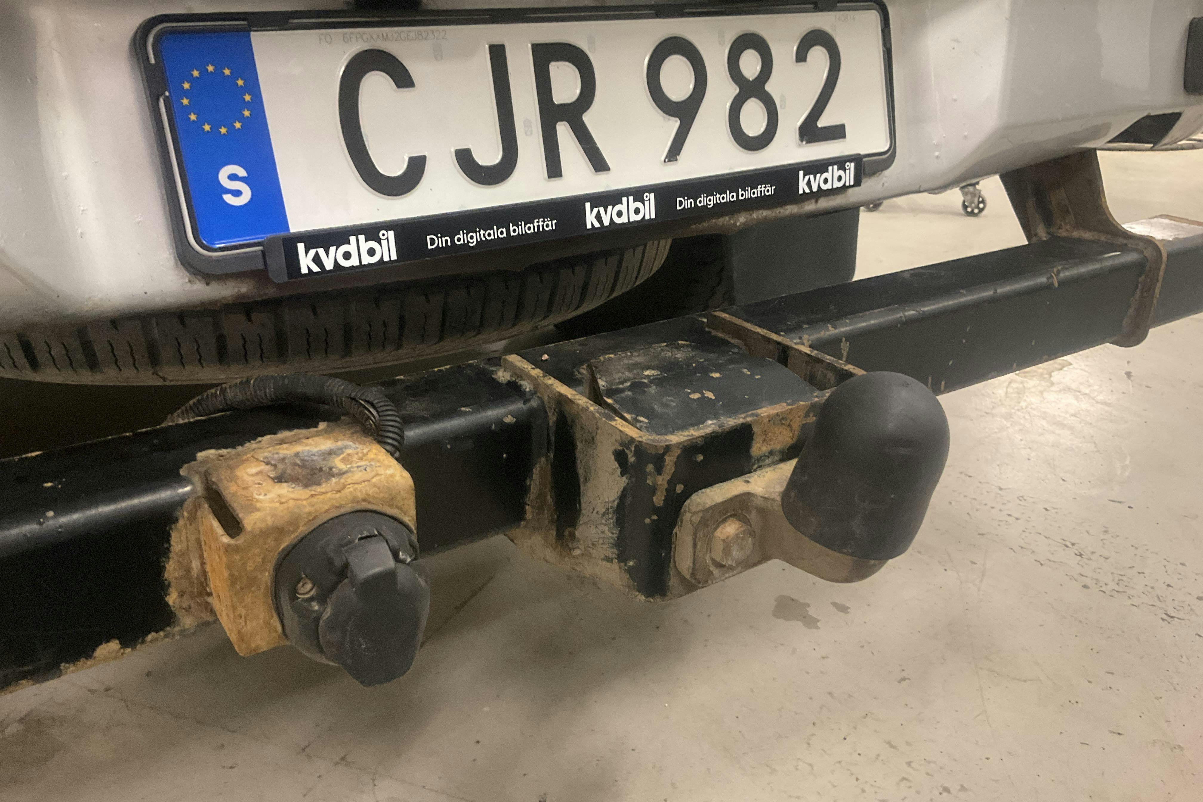 Vehicle Image 13