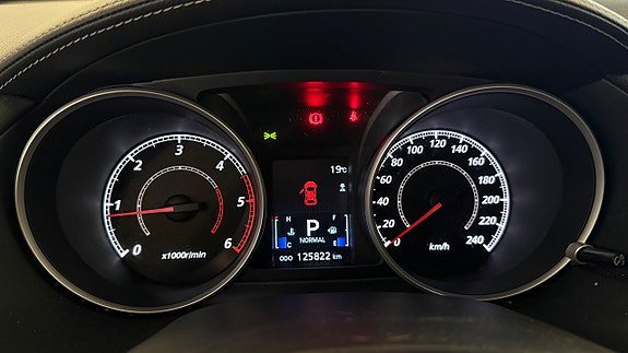 Vehicle Image 17