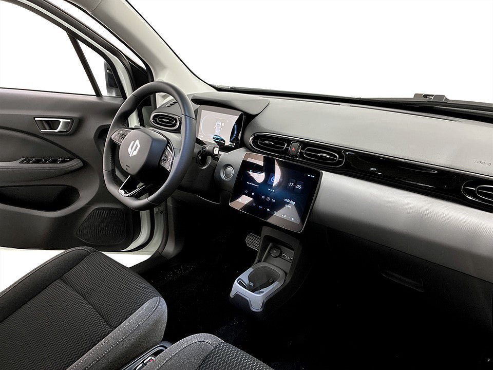 Vehicle Image 14