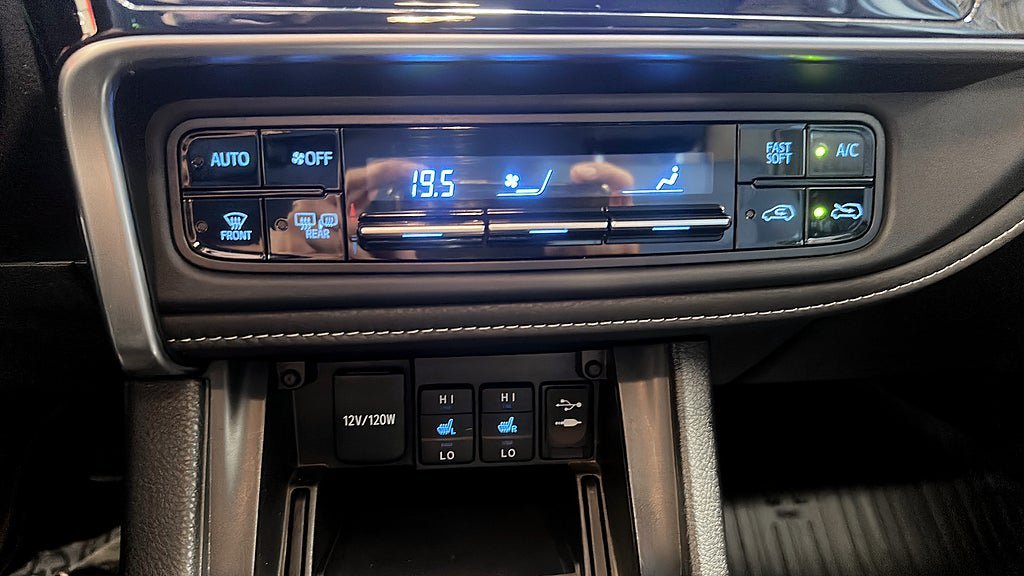 Vehicle Image 18