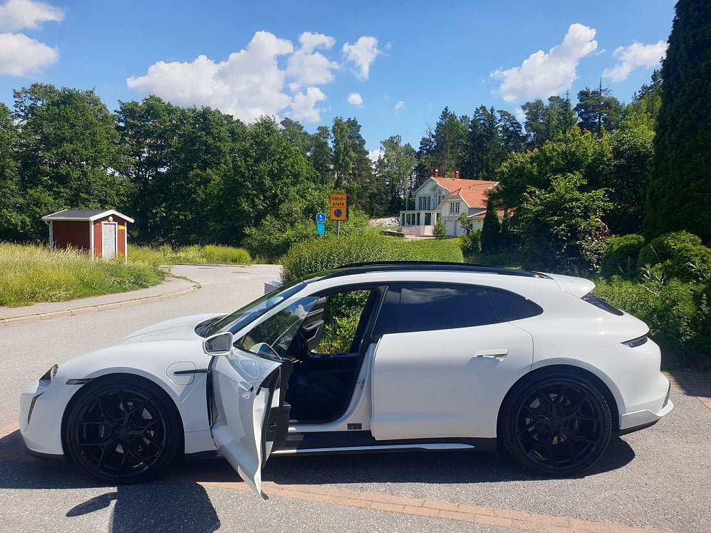 Vehicle Image 40