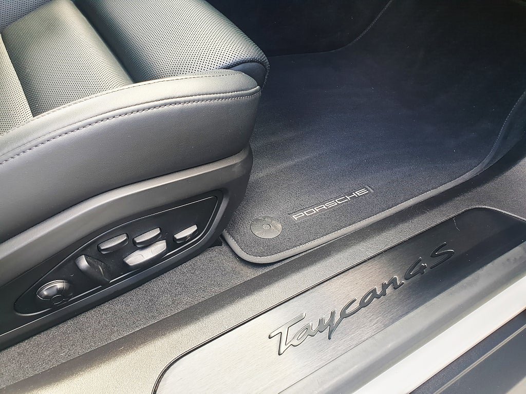 Vehicle Image 47