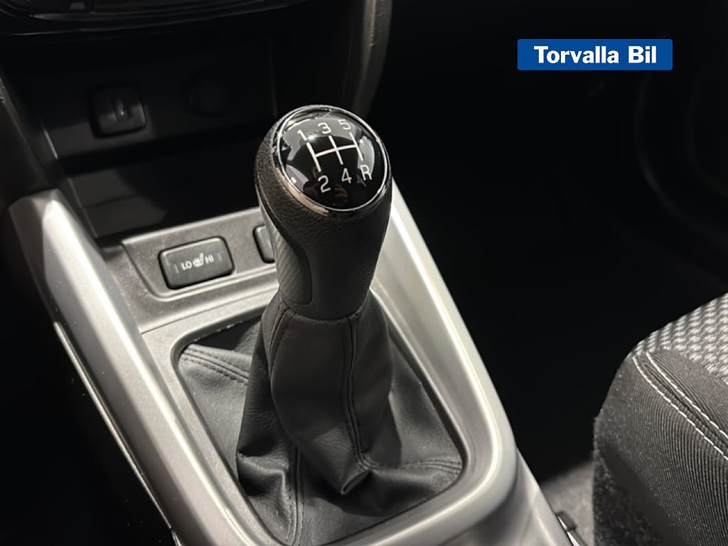 Vehicle Image 14