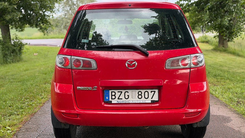 Vehicle Image 6