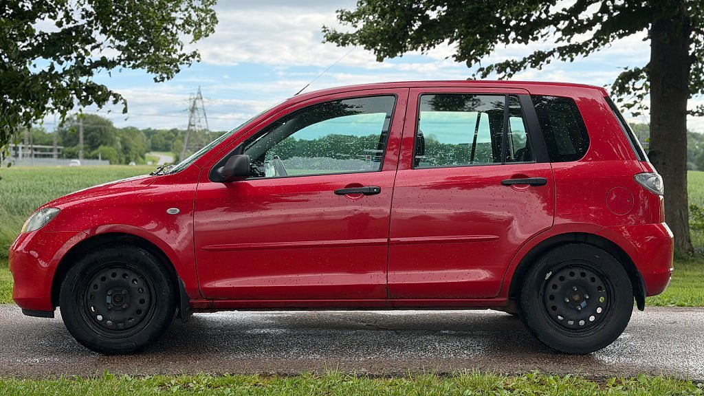 Vehicle Image 8