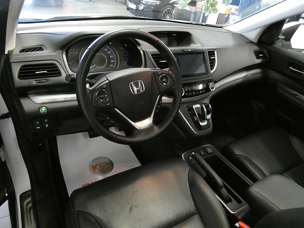 Vehicle Image 10