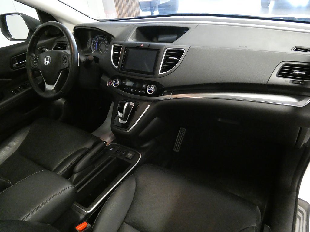 Vehicle Image 11