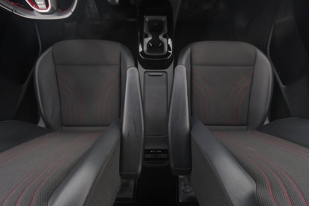 Vehicle Image 14