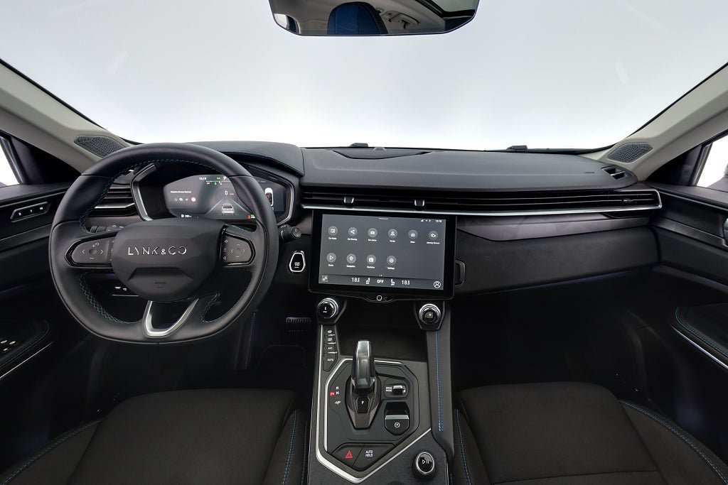 Vehicle Image 13