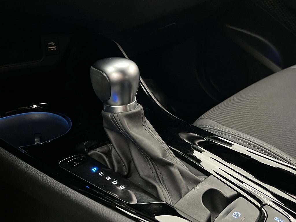 Vehicle Image 17