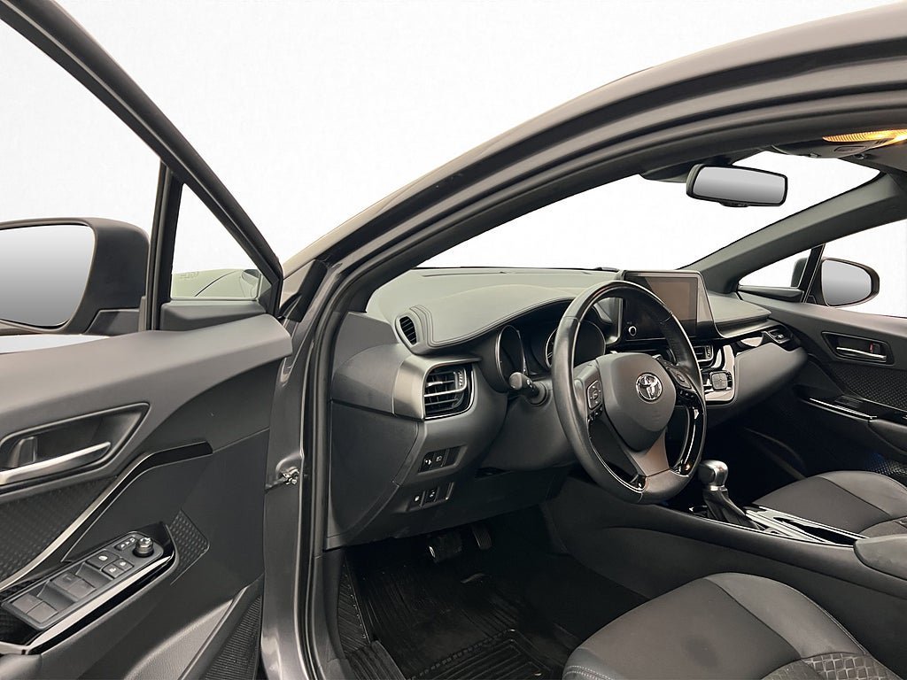 Vehicle Image 30