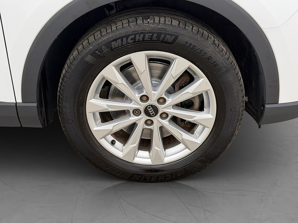 Vehicle Image 31