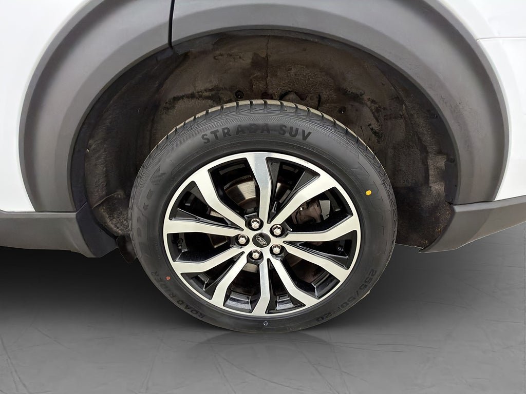 Vehicle Image 36
