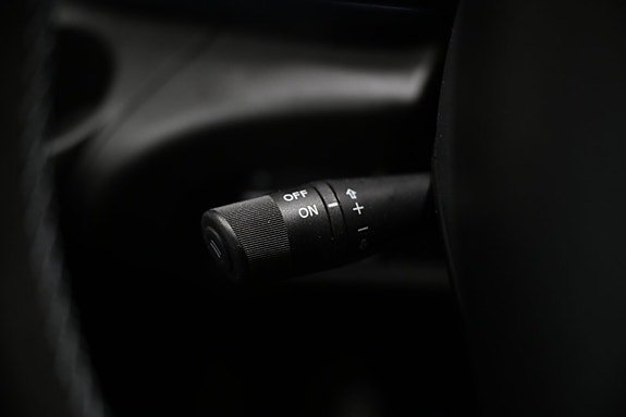 Vehicle Image 27