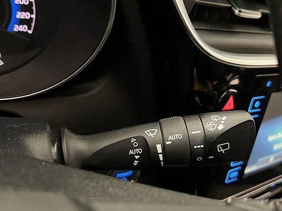 Vehicle Image 27