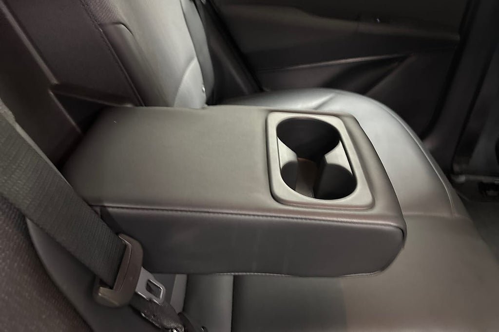 Vehicle Image 18